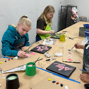 Explore the Art of Oil Painting (12:30-1:30pm)